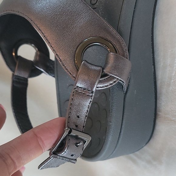 VIONIC pewter grey wedge thong sandals sz. 8 excellent shape!! - Picture 4 of 10